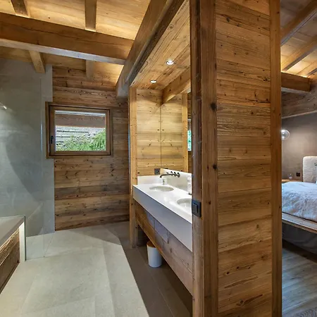 Chalet Moderne Avec Piscine Interieure Et Hammam - Fr-1-569-76 Megeve